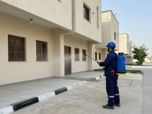 خدمات رش المبيدات الحشرية الشاملة
